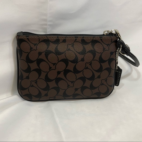 Coach wristlet - Picture 2 of 6